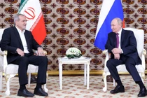 Tổng thống Iran Masoud Pezeshkian và Tổng thống Nga Vladimir Putin. Ảnh: Sputnik.