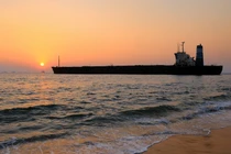 Ấn Độ đã phản bác lại những chỉ trích từ Mỹ và EU về việc nước này tiếp tục giao thương dầu mỏ với Nga. Ảnh: Getty.