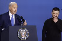 Tổng thống Mỹ Joe Biden và Tổng thống Ukraine Volodymyr Zelensky tham gia lễ khởi động Hiệp ước Ukraine tại Hội nghị thượng đỉnh NATO 2024 vào ngày 11/7 (Ảnh: Getty)