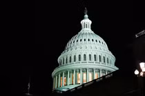 Tòa nhà Quốc hội Mỹ vào ngày thứ 40 của thời gian chính phủ đóng cửa một phần, tại Washington, D.C., Mỹ ngày 9/11. Ảnh: Reuters.