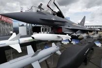 Châu Âu bắt đầu nhận thức rằng năng lực công nghiệp quốc phòng đã trở nên quan trọng đối với đòn bẩy ngoại giao cũng như sức mạnh quân sự. Ảnh: AFP.