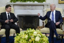 Tổng thống Ukraine Volodymyr Zelensky và Tổng thoogns Mỹ Joe Biden tại Phòng Bầu dục ngày 1/9/2021 (Ảnh: AP)