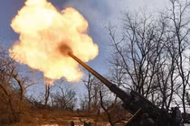 Ukraine có kế hoạch chi 2,2 nghìn tỷ hryvnia (50 tỷ EUR), tương đương khoảng 26% GDP, cho quốc phòng và an ninh trong năm tới. Ảnh: AFP.