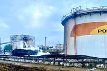 Một kho nhiên liệu bên ngoài Sochi, Nga, sau cuộc tấn công bằng UAV của Ukraine vào đầu tháng này. Ảnh: WSJ.