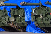 Xe tăng Leopard 1 của Đức đã được đóng gói, sẵn sàng chuyển đến Ukraine tại khu huấn luyện quân sự Klietz, Saxony-Anhalt, Đức ngày 23/2/2024 (Ảnh: Getty)