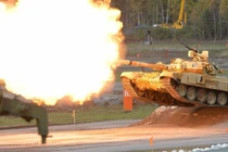 Xe tăng T-90 của Nga (Ảnh: AP)