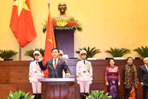 Tân Chủ tịch Quốc hội Vương Đình Huệ tuyên thệ nhậm chức.