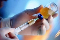 Tiêm chất làm đầy không rõ nguồn gốc, chị em phải trả giá bằng sức khỏe của chính bản thân mình (Ảnh minh họa)