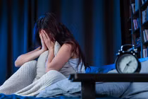 Mất ngủ là triệu chứng tương đối phổ biến sau khi bị mắc Covid-19