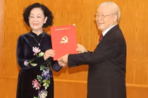 Bà Trương Thị Mai được phân công giữ chức Thường trực Ban Bí thư khoá XIII. Ảnh: TTXVN