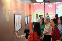 Chiêm ngưỡng 'Bảo vật quốc gia - Phác thảo mẫu Quốc huy Việt Nam'