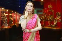 Mua lại Miss Universe, nữ tỉ phú chuyển giới Thái Lan Anne Jakrajutatip giàu cỡ nào?
