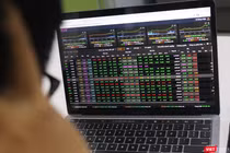 Nhận định chứng khoán tuần 27/6 – 1/7: Thiếu thanh khoản, VN-Index khó giữ mô hình 2 đáy