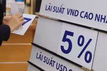 Thanh khoản ‘mất hút’, tiền đang dịch chuyển từ chứng khoán sang tiết kiệm? (Ảnh minh hoạ - Nguồn: Internet)