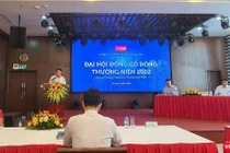 VMG Media để 'tuột' iMedia như thế...