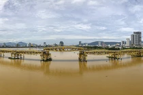 Một góc TP Đà Nẵng nhìn từ sông Hàn 