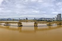 Một góc TP Đà Nẵng nhìn từ sông Hàn 