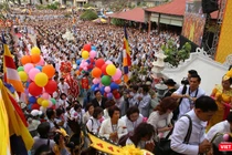 Quang cảnh Lễ hội Quán Thế Âm 19/2 Ngũ Hành Sơn được tổ chức hàng năm tại chùa Quán Thế Âm Ngũ Hành Sơn (Đà Nẵng)