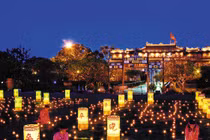 Đại Nội (Huế) trong đêm lễ hội