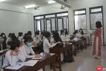 Học sinh THPT trên địa bàn TP Đà Nẵng đến lớp trong mùa dịch COVID-19