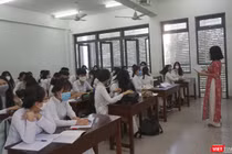 Học sinh THPT trên địa bàn TP Đà Nẵng đến lớp trong mùa dịch COVID-19