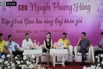 Các khách mời trong buổi livestream của bà Phương Hằng ngày 14/11.