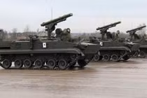 Nga tăng cường tổ hợp tên lửa chống tăng Khrizantema cho Quân khu miền Tây (Ảnh: Iz.ru)