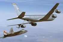 Mỹ lên kế hoạch tăng cường số lượng, củng cố chất lượng cho đội máy bay tiếp dầu trên không (Ảnh: RIA)