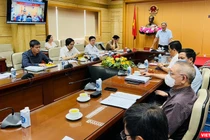 Quang cảnh hội nghịtập huấn hướng dẫn chẩn đoán, điều trị, phục hồi chức năng và tự chăm sóc một số bệnh hậu COVID-19 cho cán bộ y tế do Bộ Y tế tổ chức