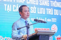 Ông Nguyễn Xuân Bình - Phó Giám đốc Sở Du lịch Đà Nẵng phát biểu tại Hội thảo “Nâng cao năng lực chuyển đổi số và giải pháp chiếu sáng thông minh” diễn ra sáng ngày 11/8