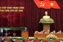 Thường trực Ban Bí thư Võ Văn Thưởng báo cáo tại Hội nghị Trung ương 5 khóa XIII (ảnh Nhật Bắc/VGP)