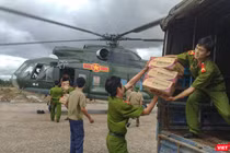 Bộ Tư lệnh Quân khu 5 sẵn sàng điều máy bay, thiết giáp giúp dân ứng phó với bão Noru