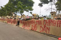 Một vụ tập trung đông người liên quan đến vụ án bẻ kèo hợp đồng môi giới BĐS giữa Bách Đạt An và Hoàng Nhất Nam