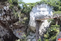 Danh thắng hang Gợp được mệnh danh là "tuyệt tác thiên nhiên giữa đại ngàn Trường Sơn" tại khu du lịch Cổng trời Đông Giang (Quảng Nam)