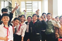 Trẻ em trong độ tuổi đến trường (ảnh WHO)