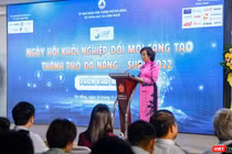 Bà Ngô Thị Kim Yến - Phó Chủ tịch UBND TP Đà Nẵng phát biểu tại phiên khai mạc ngày hội Khởi nghiệp đổi mới sáng tạo TP Đà Nẵng năm 2022