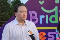 Ông Marc Knapper - Đại sứ Mỹ tại Việt Nam - trao đổi với báo giới tại Lễ hội âm nhạc Thu hẹp Khoảng cách lần đầu tiên diễn ra tại Đà Nẵng.