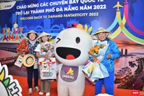 Những vị khách đầu tiên từ Incheon (Hàn Quốc) trở lại Đà Nẵng do hãng hàng không lớn nhất Hàn Quốc - Korean Air khai thác