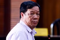 Ông Ngô Nhật Phương tại phiên xét xử vụ án VN Pharma. (Ảnh: Internet)