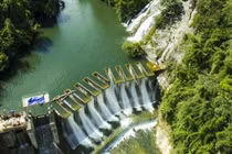 Một nhà máy thủy điện của Điện lực Trung Sơn từ trên cao (Ảnh: DLTS)