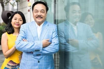 Ông Trần Quí Thanh cùng con gái, Trần Uyên Phương.