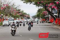 Từ ngày 1/1/2017, Đà Nẵng sẽ cấm đậu đỗ xe mô tô, xe gắn máy, xe đạp trên tuyến đường Bạch Đằng trong thời gian từ 18h-22h30 hằng ngày