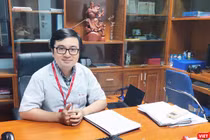 BS. Vũ Quốc Đạt – Giảng viên Bộ môn Truyền nhiễm, Trường Đại học Y Hà Nội. (Ảnh: Minh Thúy) 