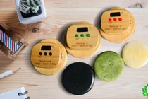 Bộ sản phẩm mát xa nhiệt dược trị liệu (Ảnh - Viện KHVL)