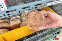 Bánh trung thu có mức tiêu thụ gia tăng trong dịp tết Trung thu.