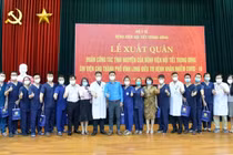 Lễ xuất quân đoàn công tác tình nguyện của Bệnh viện Nội tiết Trung ương chi viện cho Vĩnh Long chống dịch COVID-19 (Ảnh - BVCC)