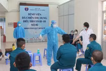 TS.BS Trương Anh Thư - Trưởng Khoa Kiểm soát nhiễm khuẩn - đào tạo cho các học viên về kiểm soát nhiễm khuẩn trong bệnh viện (Ảnh - BVCC) 