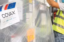 Cơ chế COVAX giúp người dân các nước trên thế giới sớm tiếp cận với vaccine COVID-19 (Ảnh - COVAX)