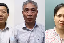 Giám đốc, nguyên Phó giám đốc, kế toán trưởng Bệnh viện Bạch Mai bị bắt vì nâng khống giá thiết bị y tế, chiếm đoạt tiền của người bệnh (Ảnh: Bộ Công an) 