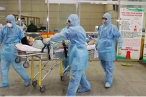 Các bác sĩ tại Bệnh viện Trung ương Quân đội 108 diễn tập khi có ca mắc COVID-19 (Ảnh: Bệnh viện Trung ương Quân đội 108) 